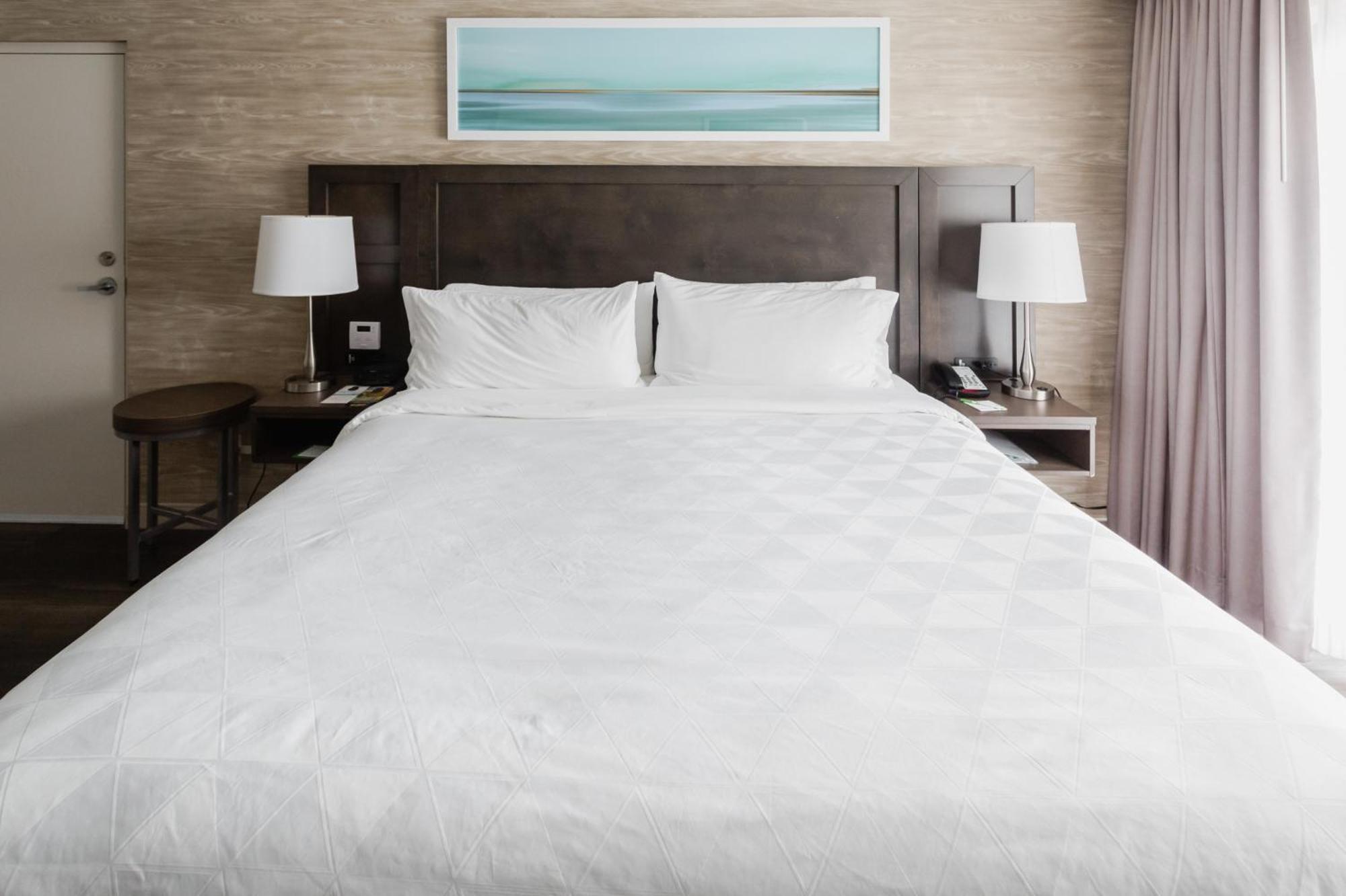 Holiday Inn Hotel Peterborough Waterfront By Ihg Екстериор снимка